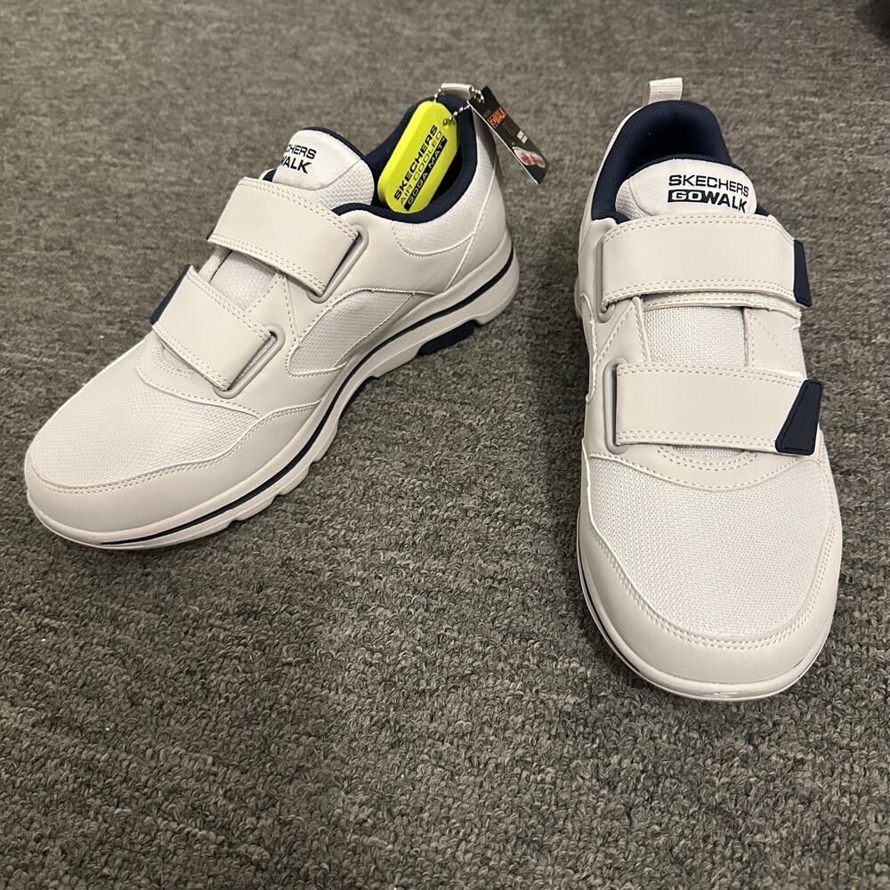 Skechers Go Walk 5 Wistful Athletic Hook and Loop Walking Shoe Men's Size 8